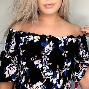 Off the founder floral crop top